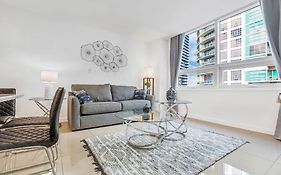 Modern 2-Bd Condo In The Heart Of Midtown Miami